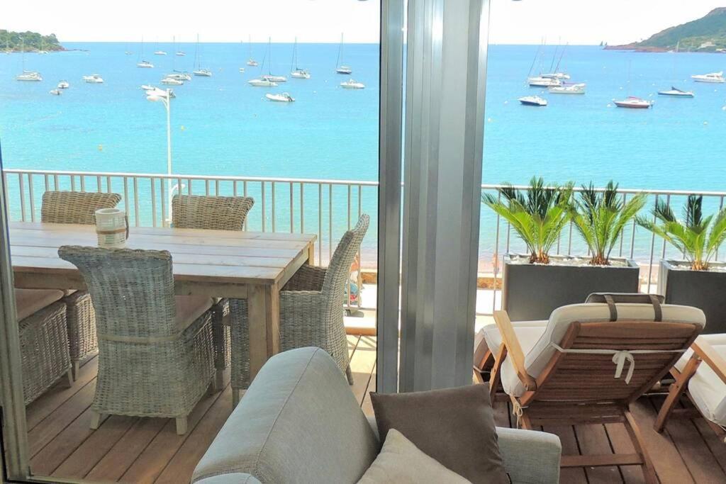 Emplacement Privilegie Pour Ce Bel Appartement Saint-Raphael  Ngoại thất bức ảnh